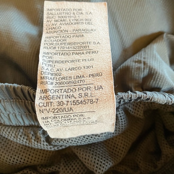 Red Henley Shirt and Gray Pants Set - Picture 16 of 16